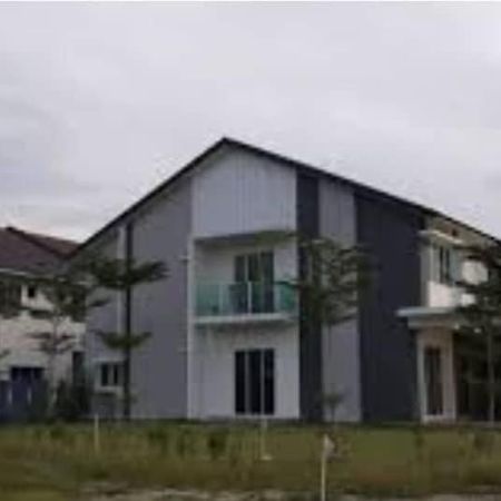 Karak Indah Homestay Exterior foto